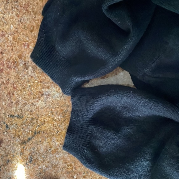 MODA International-silk cashmere crop turtleneck sweater - Picture 4 of 4